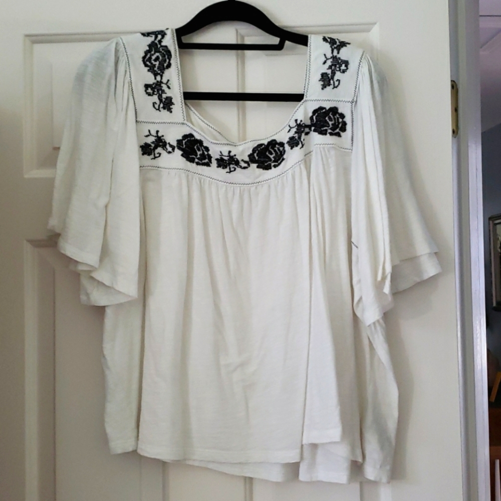Gap Boho white peasant top